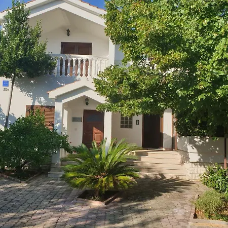 Iva Διαμέρισμα Ζαντάρ